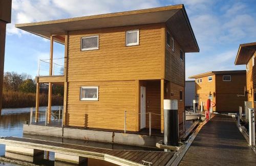 Ostvorpommern House | FLOATING HOUSES - "schwimmende Ferienhäuser" - Haus 2