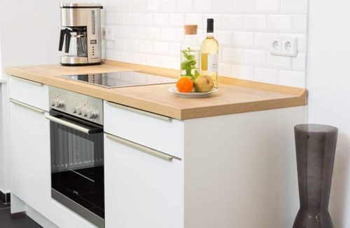 Moabit Apartment | Floor 2 (Apt. 4 + 5) 195 SQM & 5 BR/ENTIRE FLOOR: MAX 21 PERSONS