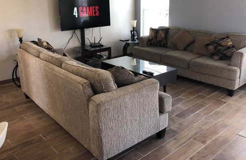 Greater Groves Villa | Florida Orlando vacation rental. Barneys house