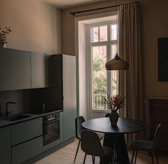 Borgo-Sanzio Apartment | Floris & Silva Apartments