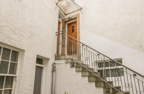 Pittenweem Apartment | Flourloft