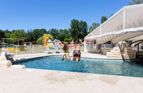 Luynes House | Flower Camping Les Granges * - Mobile home Comfort 30m2 (2 bedrooms) + covered terrace 4 people