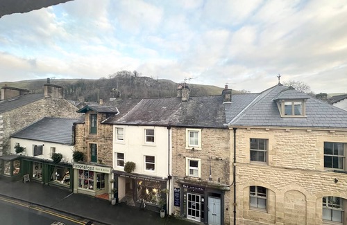 Giggleswick Apartment | Flt 4 Bank House Settle Yorkshire Dales