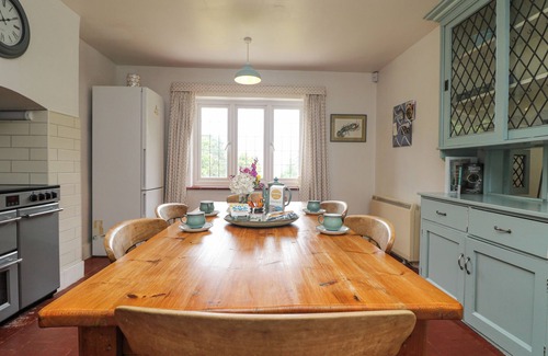 Gillan Cottage | Flushing Meadow