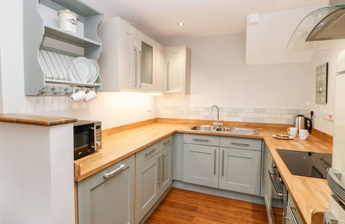 Barnard Castle Cottage | FOLLY LODGE, pet friendly, with open fire in Middleton-In-Teesdale