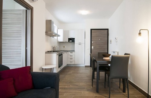 Centro Giano Apartment | Fonte Laurentina Gray Apartment x3 NEW!