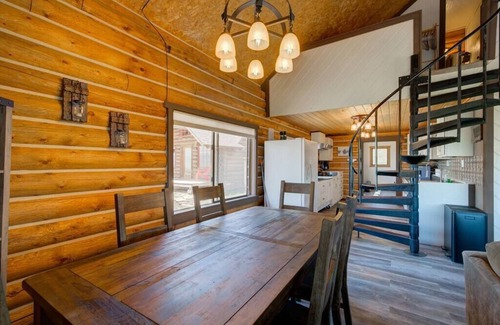 Shining Mountains House | Foothill Trail Cabin