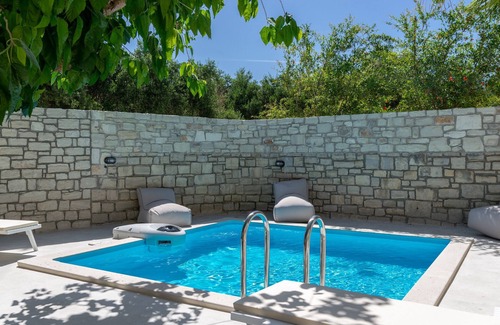 Sfakaki Villa | Foothills Blue villa, Private pool, Near the beach