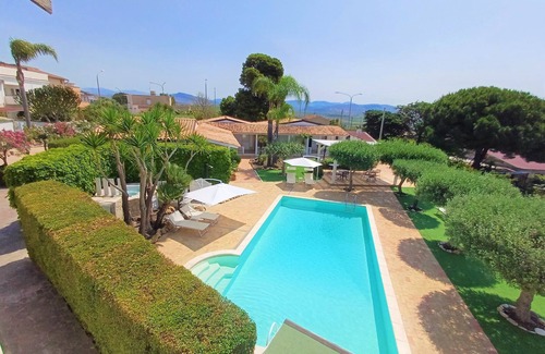 Borgo Bonsignore Apartment | For 2+2 family, near sea and Nature Reserve with pool