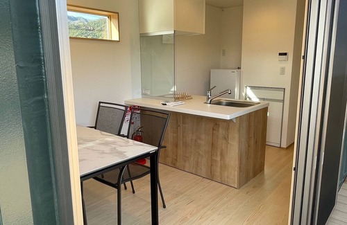 Fujikawaguchiko RV Rental | For 4 peopleWood deck BBQ planGlamping standar/Minamitsuru District Yamanashi