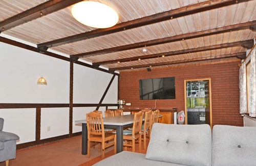 Zempin House | For max. 21 people, 10 rooms with bathroom, common room with kitchen, terrace