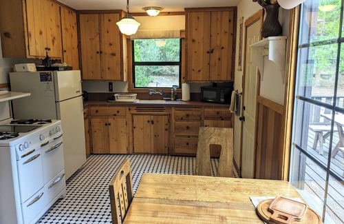 Fern Valley Cabin | For Rent: Relaxation, Beauty And Pine Trees