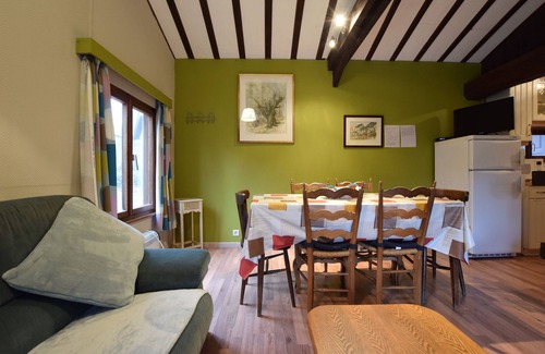 Bouillon Ski Chalet | Forest Cottage with Ponds