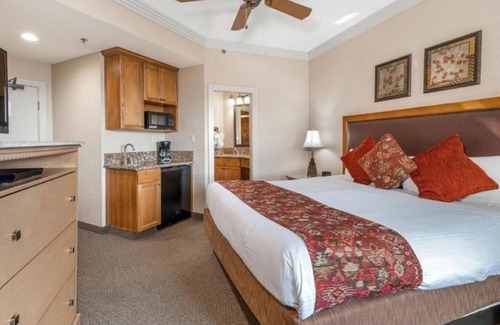 Tahoe Village Hotel | Forest-Facing Villa: 4 Rooms, Hot Tubs, Pools, Sports Courts & Arcade Fun
