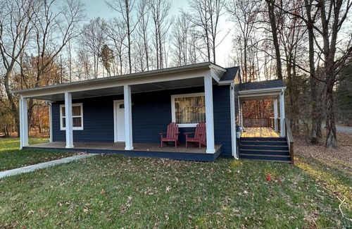 Palmyra House | Fork Union Motor Lodge on Rt. 15