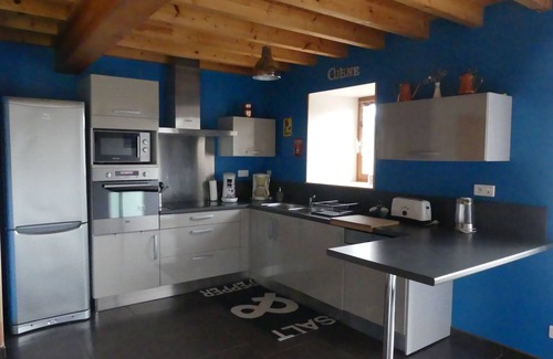 Astugue House | Former sheepfold renovated with beautiful view of the Pyrenees ideal for the family