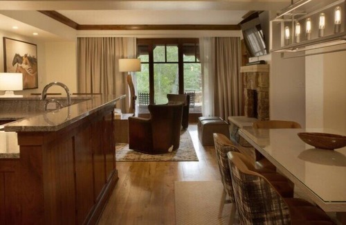 Avon Condo | Formerly Timbers Ritz Carlton Bachelor Gulch 3BR - Best Prices, Free Lift Tickets, All Dates!