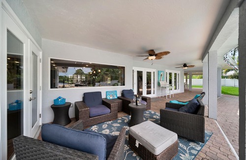 McGregor House | Fort Myers Gulf Access Luxury Getaway – Private Pool, Waterslide, Dock & More