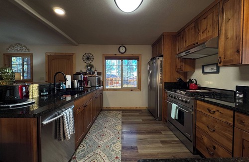 Chiloquin House | Fort Renn - Mountain View