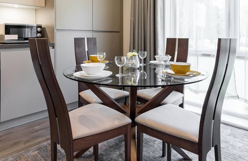 Chatham Apartment | Fortified Luxury Apartment with Private parking