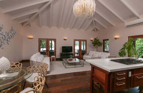 Estate Fortsberg Villa | Forts Cove ~ Private beachfront villa with pool
