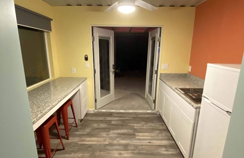 Terlingua House | Fossil Knob Ridge -Quicksilver: Ultra Modern Container Home