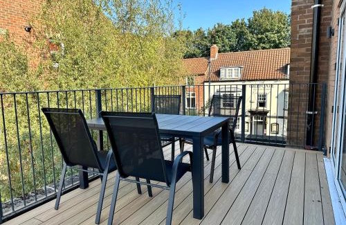 York Apartment | Fountains Court