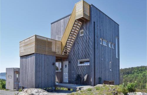 Risor House | Four-Bedroom Holiday Home In Sondeled