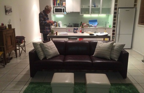 Burleigh Heads Apartment | FOUR BUOYS ON SEA