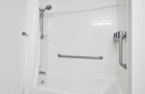 Buffalo Grove Hotel | Four Points by Sheraton Buffalo Grove