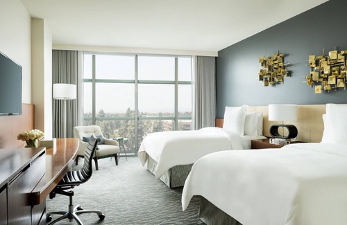 Palo Alto Hotel | Four Seasons Hotel Silicon Valley at East Palo Alto