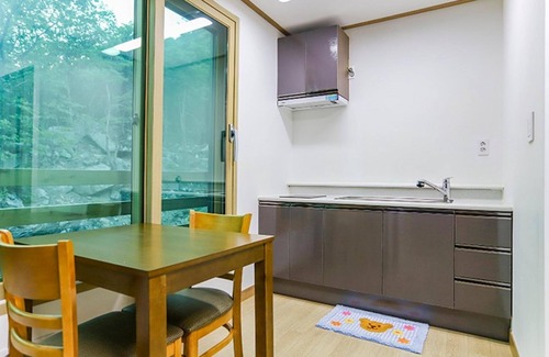 Jecheon House | Four Seasons Pension Jecheon