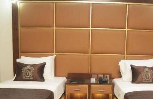 D.H.A. Hotel | Four Square by WI