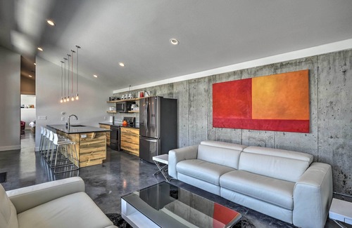 Alma House | ‘Four Voices’ Home: Mountain Views, 15 Mi to Breck