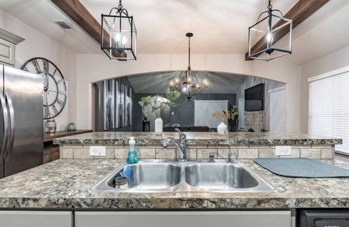 Lubbock House | Fox Ridge Oasis - 3BR 1BA - South Lubbock