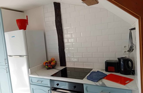 Saint-Aubin-de-Terregatte House | FOXES FARM GITE, NEAR MONT SAINT MICHEL, PERFECT COUNTRYSIDE RETREAT TO RELAX IN