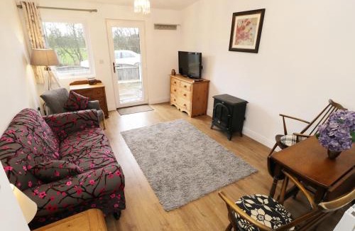 Thornton-Cleveleys House | Foxes Den