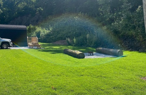 Abercwmboi Cottage | Foxglove Pod 6 (Pet Free)