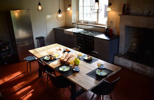 Bors de Montmoreau House | BEAUTIFUL COUNTRY HOUSE (7ha) WITH PRIVATE HEATED POOL