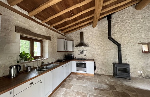 Castelnau-Montratier-Sainte-Alauzie Cottage | Peaceful retreat with salt pool and stunning panoramic views of the countryside