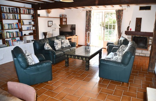 Escueillens-et-Saint-Just-de-Belengard Other | Charming Rustic FarmhousennSharennSave