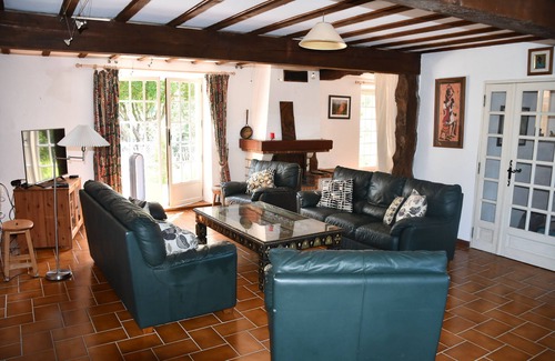 Escueillens-et-Saint-Just-de-Belengard Other | Charming Rustic FarmhousennSharennSave