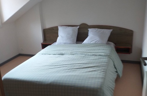 Saint-Geniez-d'Olt House | Duplex village goelia lia Saint geniez d'olt aveyron 2 heated pools