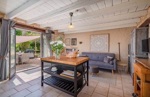 Sainte-Eulalie-d'Eymet Apartment | Beautiful pigeonnier tower gite in rural french setting with pool. Very peaceful