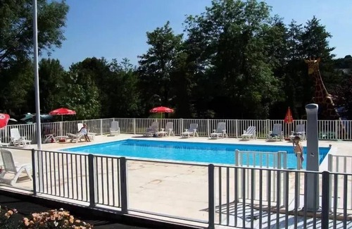 Villedieu-les-Poeles Ski Chalet | Campsite Les Chevaliers de Malte * - Chalet Cinnamon Comfort 4 People