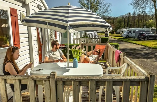 Villedieu-les-Poeles House | Mobiler Wohnkomfort 20m2 (1 bis 2 Personen) + TV + Terrace) 2 Personen