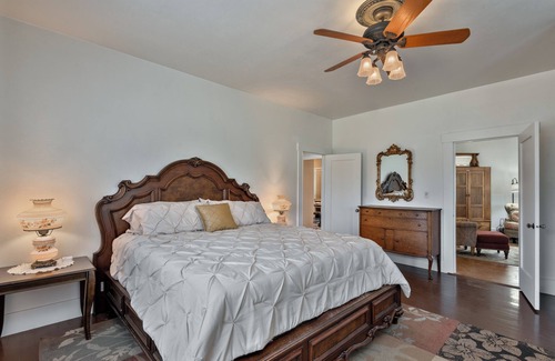 Santa Rosa Other | Fragrance free, 1930 2-bdrm Craftsman farmhouse on 3 acres at the edge of town