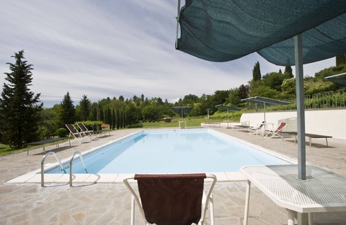 Cicogna House | Francesca, a Peaceful Retreat in 1800's Botanical Park