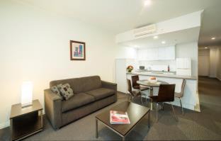 Adelaide Central Business District Apartment | Franklin Apartments