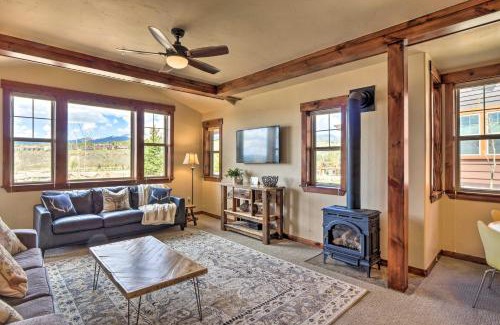 Fraser Apartment | Fraser Condo with Views and Hot Tub Near Winter Park!